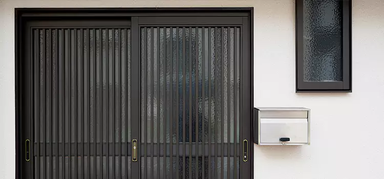 Sliding Screen Door Repair Anjou