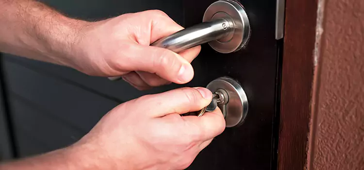 Door Closer Repair & Installation Anjou